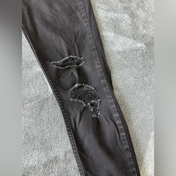 Levi’s 535 Super Skinny | 28 - Picture 3 of 7